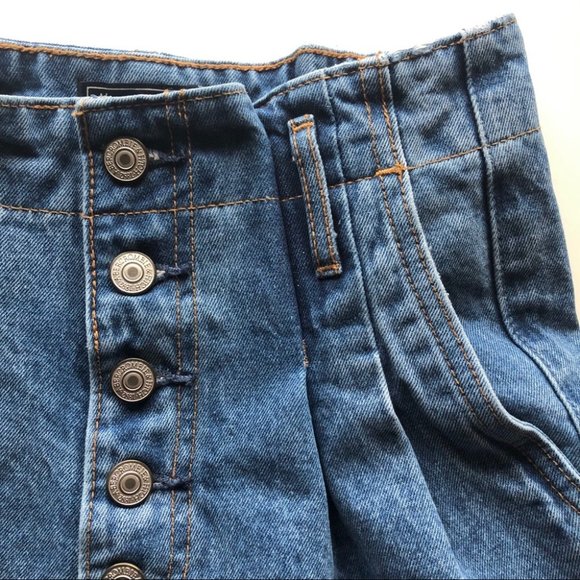 Abercrombie & Fitch Paperbag High Waisted Shorts - Picture 3 of 7